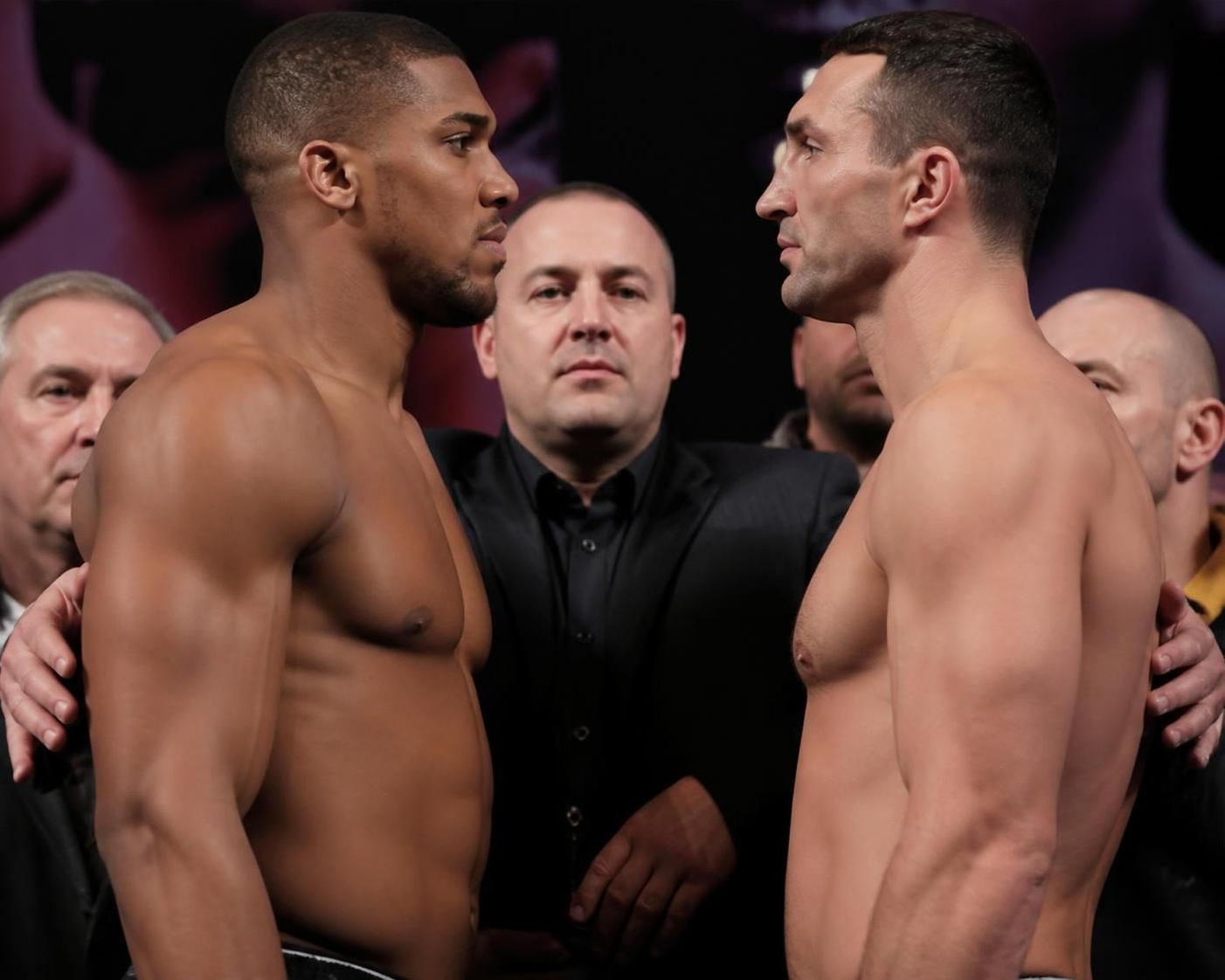 découvrez les tensions brûlantes entre itauma et hrgovic avant leur combat décisif pour la ceinture ibf de boxe. un duel intense à ne pas manquer !