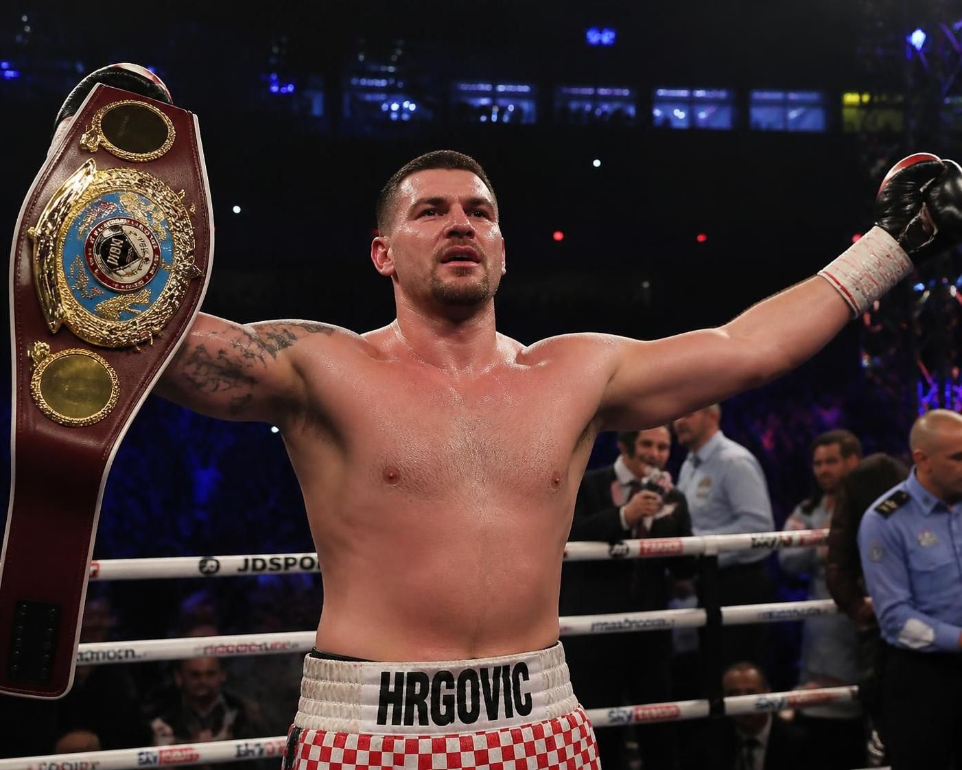 Filip Hrgovic, nouveau champion, raconte son combat intérieur : « J'ai frôlé l'abandon tant l'humiliation était immense » 2 filip hrgovic, nouveau champion, partage son combat intérieur intense et évoque le moment où il a failli abandonner face à une humiliation immense.