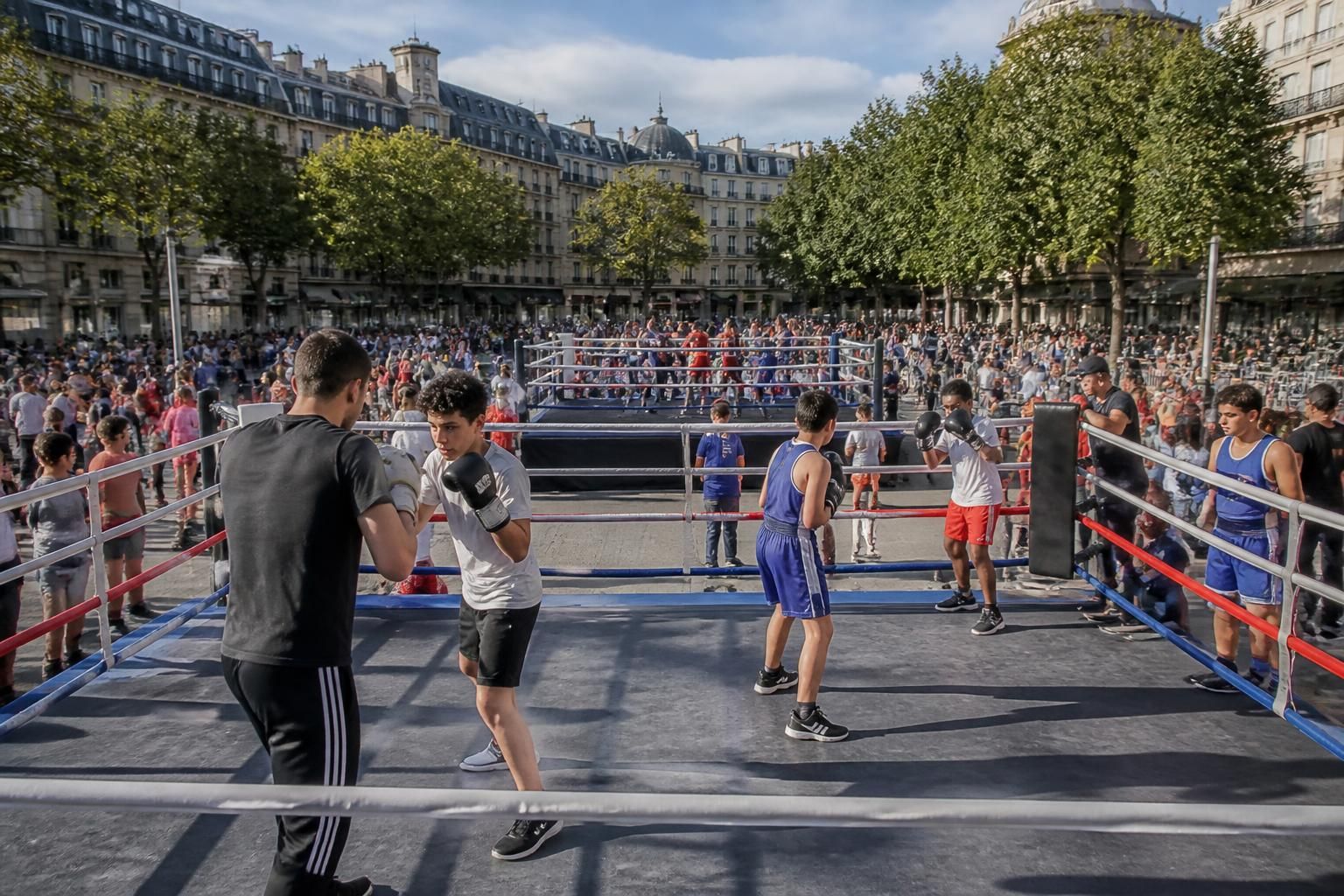 Elbeuf sur Fête 2026 : Trois rings en ville et la présence d'une championne du monde pour célébrer la boxe 2 découvrez elbeuf sur fête 2026 avec trois rings installés en ville et la participation exceptionnelle d'une championne du monde pour célébrer la boxe.